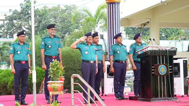 রাজারবাগ পুলিশ লাইন্স মাঠে গ্র্যান্ড মাস্টার প্যারেড পরিদর্শন।