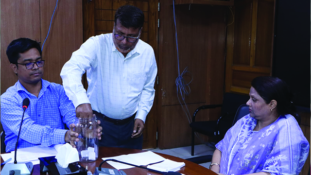 লটারির মাধ্যমে ১২ কানুনগোর পদায়ন, স্বচ্ছতায় জোর দিলেন ডিসি ফরিদা খানম