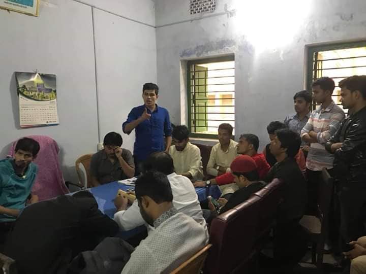 বক্তব্য রাখছেন দিদার