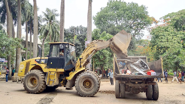 বৃহস্পতিবার সকাল থেকে এ উচ্ছেদ অভিযান শুরু হয়। ছবি: সংগৃহীত
