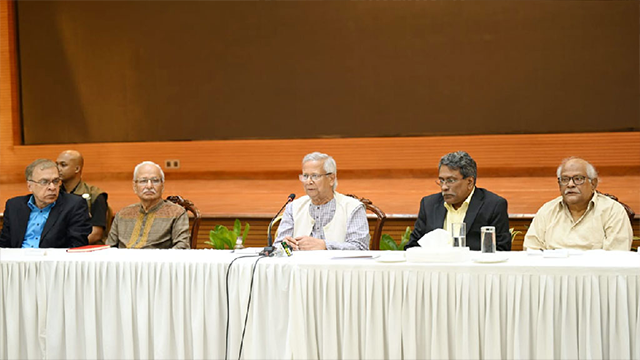 জাতীয় ঐকমত্য কমিশনের সঙ্গে রাজনৈতিক দলগুলো দ্বিতীয় ধাপের সংলাপ শুরু হয়েছে।