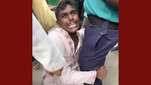বাকপ্রতিবন্ধী যুবক গুলিস্তানে গ্রেপ্তারকৃত ছবি। ছবি : সংগৃহীত