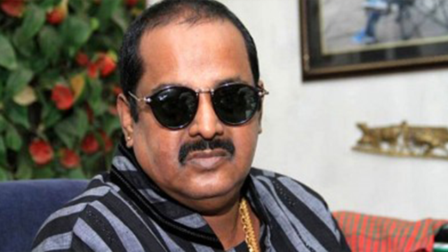 চলচ্চিত্র অভিনেতা মনোয়ার হোসেন ডিপজল